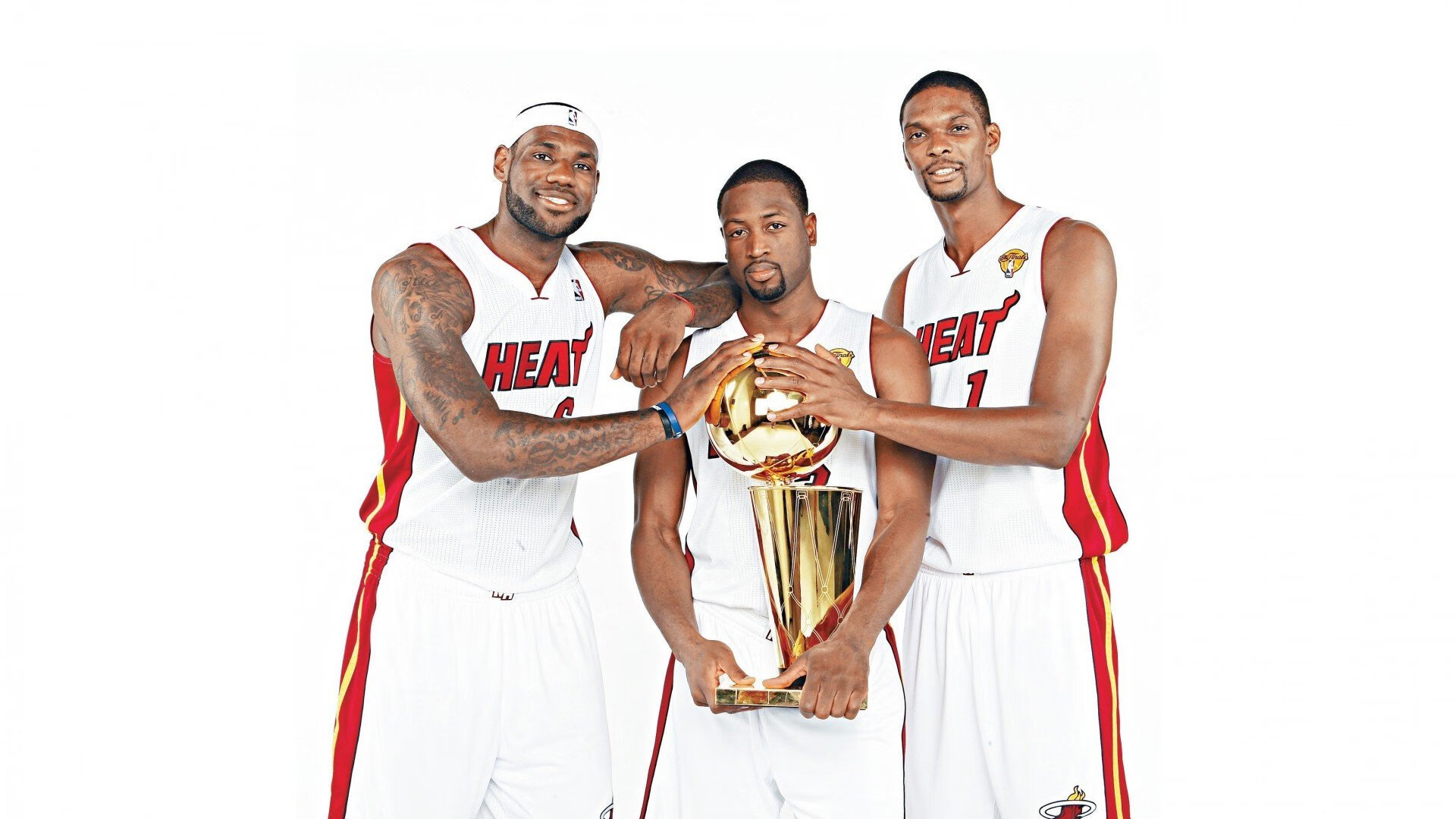 德罗赞评分拉满之夜，新疆天山脚下，一场篮球与灵魂的巅峰对话