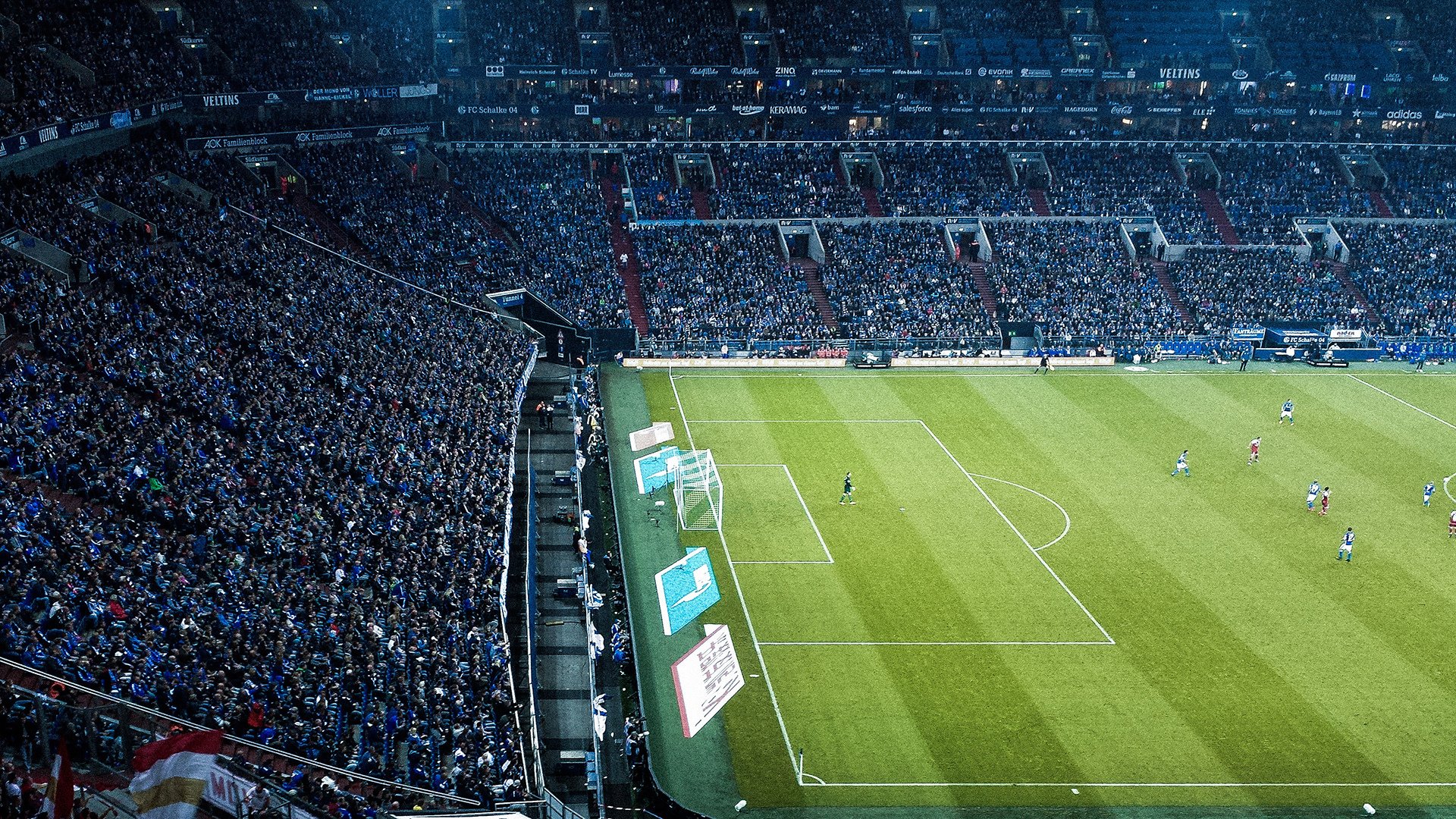 阿劳霍个人能力完全展现,曼联带走希腊,一场比赛,两种命运的交响